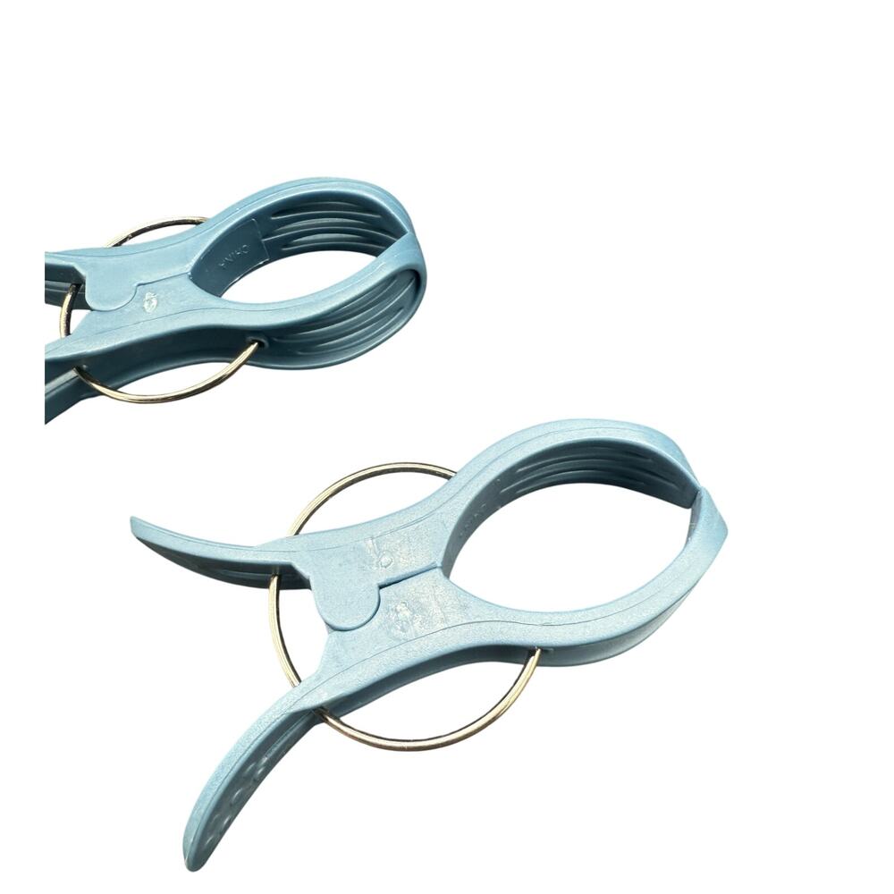 🔧 Blue Plastic Utility Clips Ring Grip Tool Set Multi Purpose Organizer Lot - Picture 2 of 2